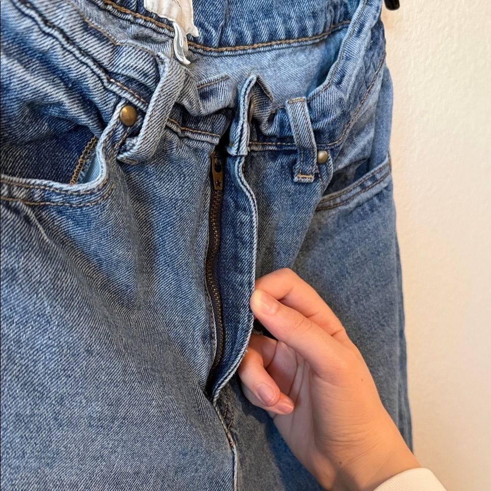 THE GREAT Slouch Taper Jeans - Picture 7 of 7